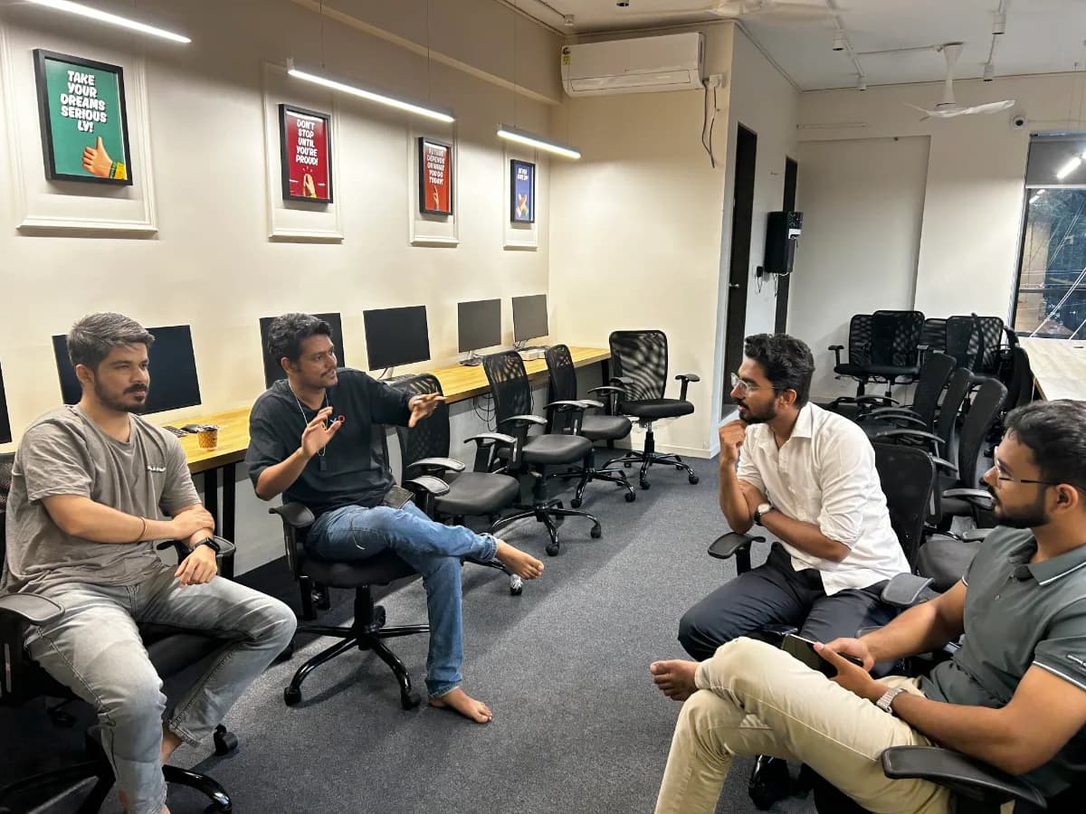 Builders at a Kolhapur Startup Grid session